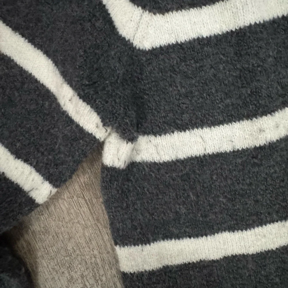 SOFT Gray Stripe Turtleneck Tunic Sweater Sz M